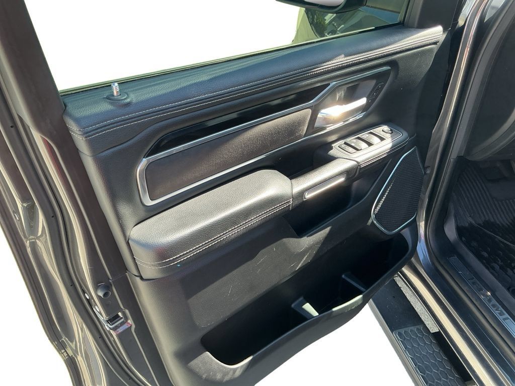 Used 2021 RAM 1500 Laramie w/ Sport Appearance Package AWD/4WD image 22
