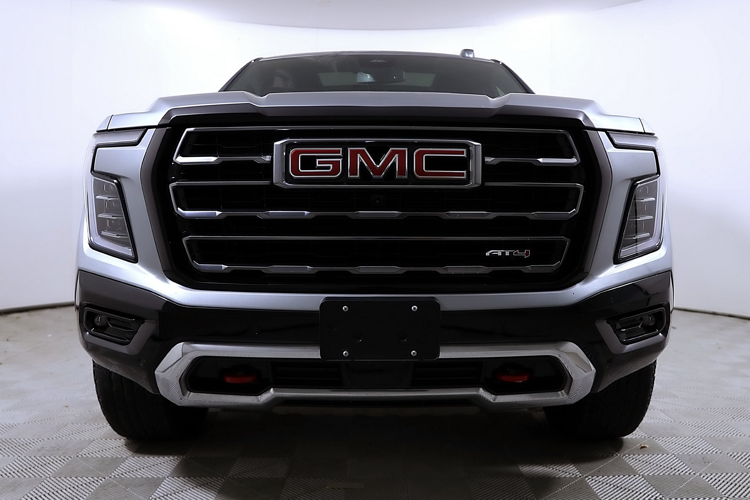 Used 2025 GMC Yukon AT4 AWD/4WD image 5