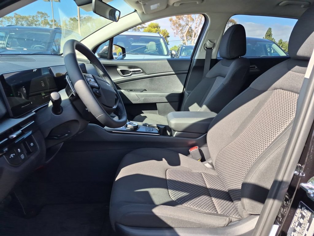 New 2027 Kia Sportage S FWD image 19