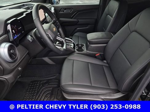 Used 2025 Chevrolet Colorado LT w/ LT Convenience Package RWD image 32