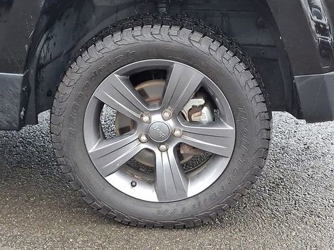 Used 2015 Jeep Patriot High Altitude image 10