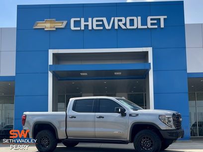New 2026 GMC Sierra 1500 AT4X w/ AT4X AEV Edition