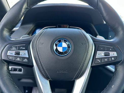 Used 2022 BMW X5 xDrive45e image 23