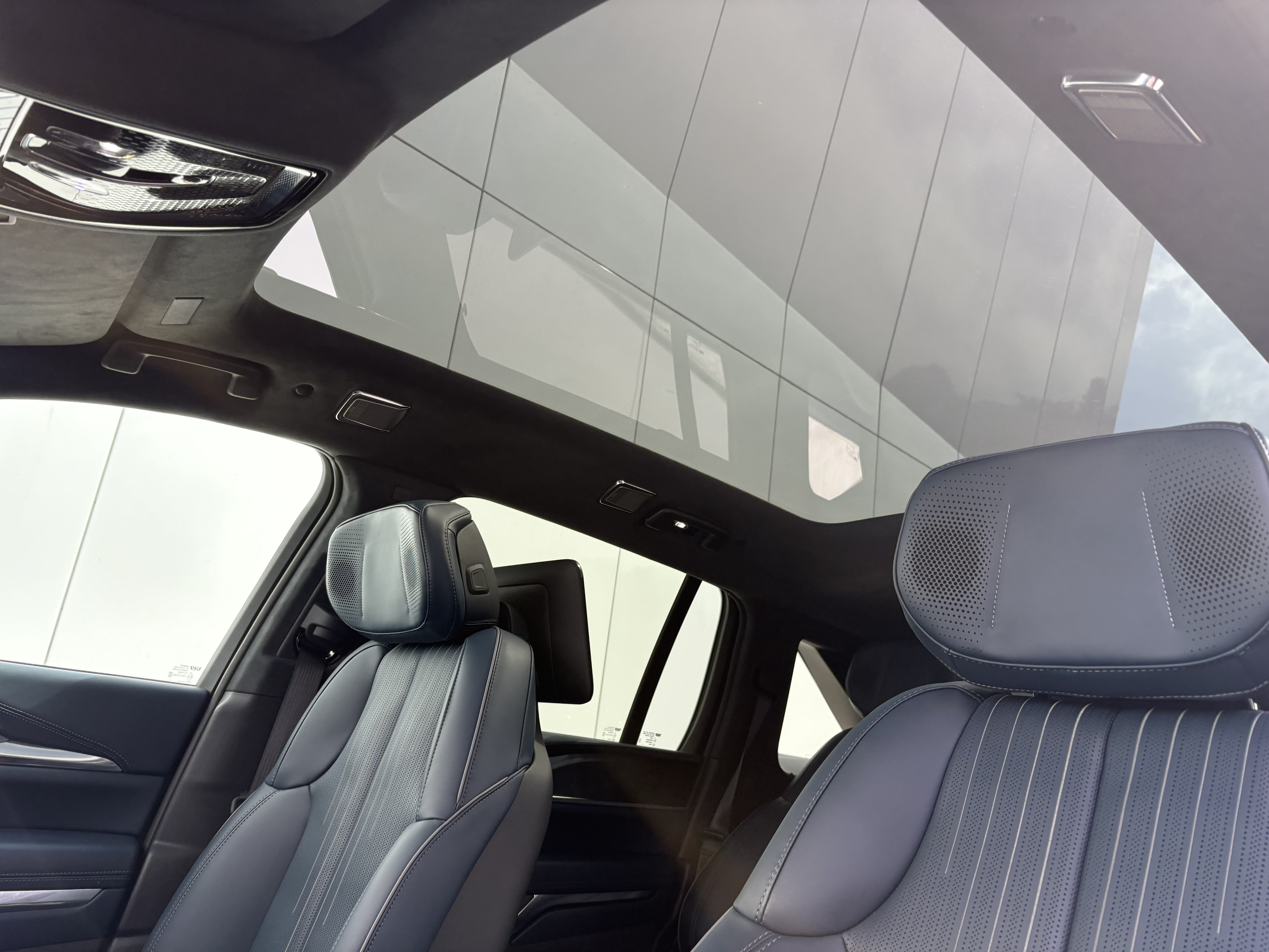 Certified 2026 Cadillac Escalade IQ Sport 2 AWD/4WD image 20