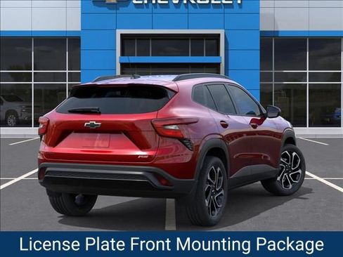 New 2026 Chevrolet Trax RS w/ Driver Confidence Package FWD image 4