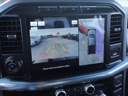 Used 2023 Ford F150 Lariat w/ Trailer Tow Package image 20