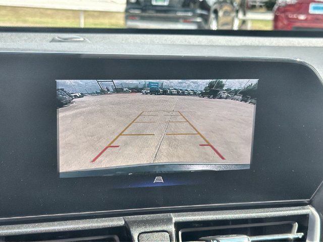 Used 2025 Chevrolet TrailBlazer LT AWD/4WD image 14