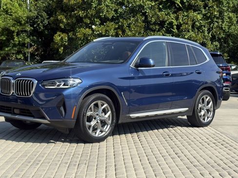 Used 2024 BMW X3 sDrive30i w/ Premium Package RWD image 2
