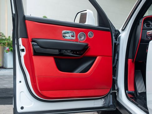 Certified 2023 Rolls-Royce Cullinan image 14