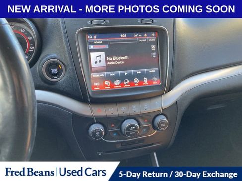 Used 2018 Dodge Journey Crossroad w/ Nav & Sun Group image 13