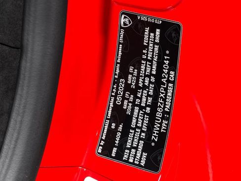 Used 2023 Lamborghini Huracan Tecnica RWD image 11