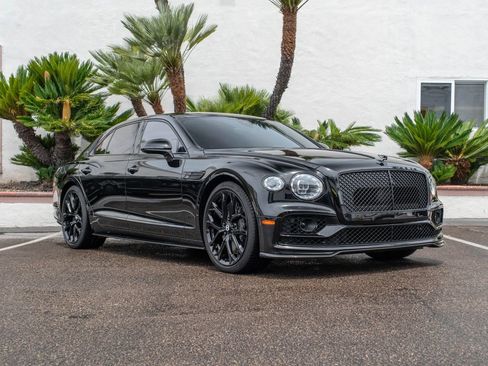 Used 2024 Bentley Flying Spur W12 AWD/4WD image 14