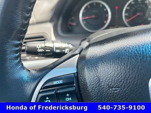 Used 2010 Honda Accord EX-L image 17