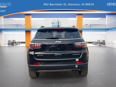 Used 2018 Jeep Compass Latitude w/ Popular Equipment Group FWD image 3