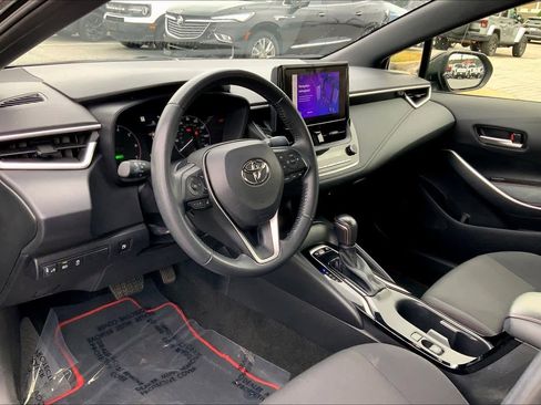Used 2023 Toyota Corolla SE image 16