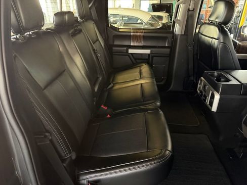 Used 2020 Ford F150 Lariat w/ Equipment Group 502A Luxury AWD/4WD image 16