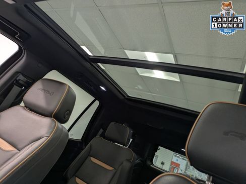 Used 2023 GMC Yukon AT4 w/ Technology Package AWD/4WD image 21