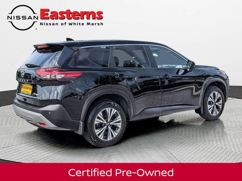 Used 2023 Nissan Rogue SV image 11