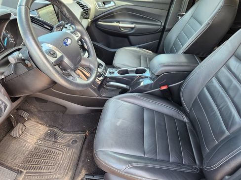 Used 2016 Ford Escape Titanium w/ Equipment Group 301A AWD/4WD image 11