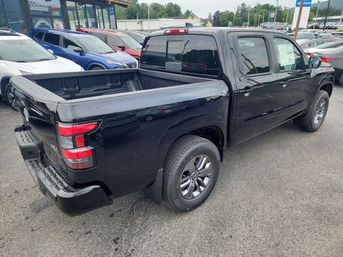 New 2026 Nissan Frontier SV w/ All-Weather Content Package AWD/4WD image 8