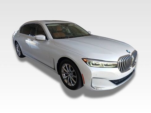 Used 2020 BMW 740i w/ Cold Weather Package RWD image 2