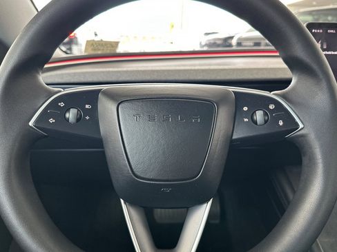 Used 2025 Tesla Model 3 Long Range RWD image 23