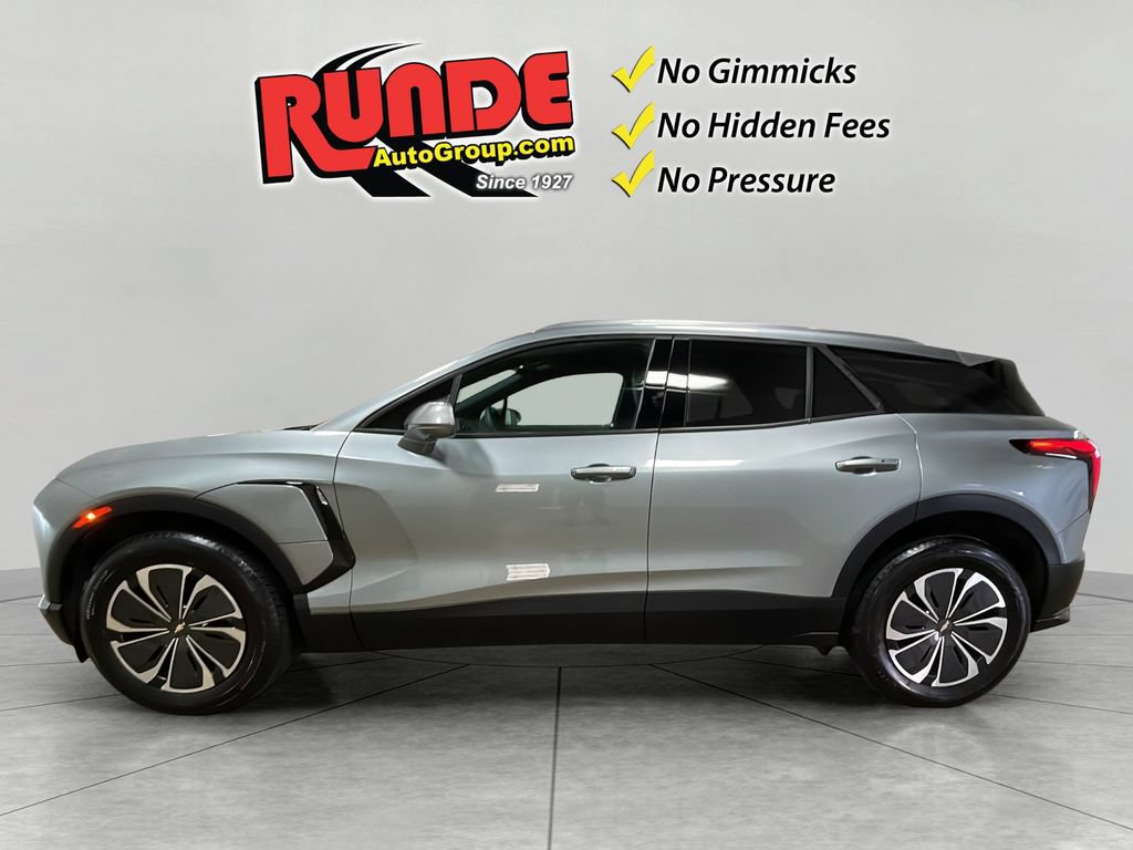 Used 2024 Chevrolet Blazer EV LT AWD/4WD image 3