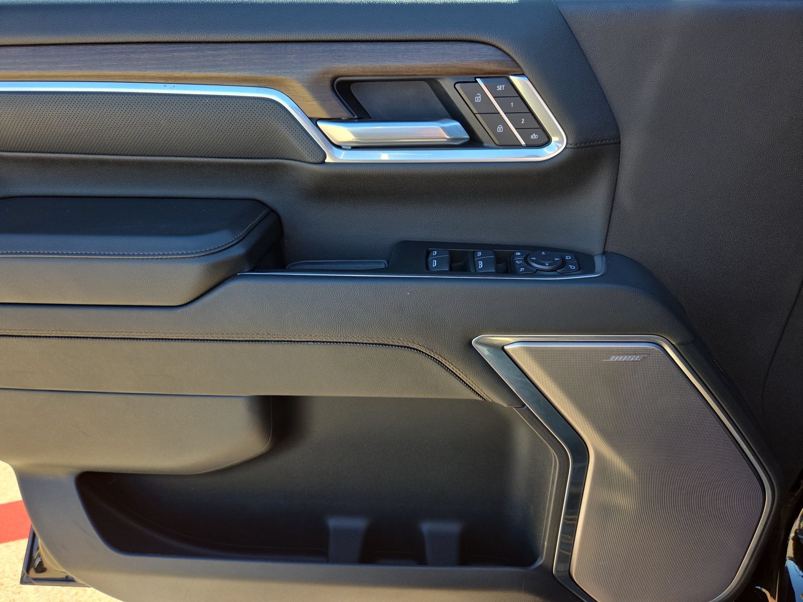 Used 2025 Chevrolet Silverado 3500 High Country w/ High Country Premium Package AWD/4WD image 23