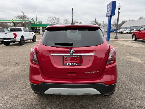 Used 2019 Buick Encore Essence image 4
