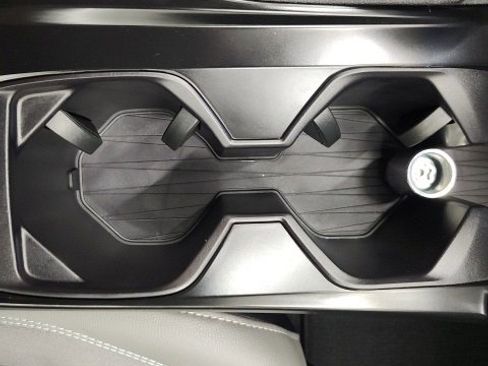 Used 2025 Toyota Camry SE image 69