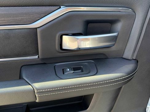 New 2026 RAM 2500 Laramie AWD/4WD image 23
