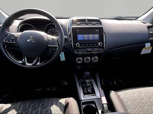 New 2026 Mitsubishi Outlander Sport LE AWD/4WD image 5