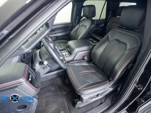 Used 2024 Ford Expedition Limited AWD/4WD image 26