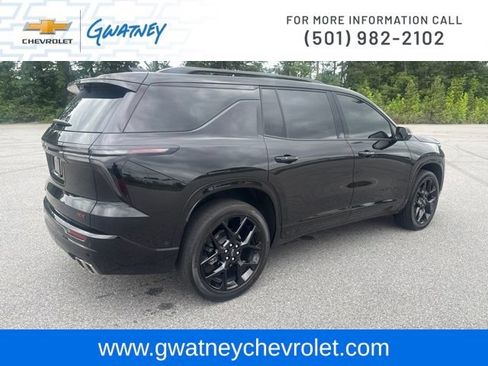 Used 2024 Chevrolet Traverse RS w/ LPO, Floor Liner Package AWD/4WD image 5