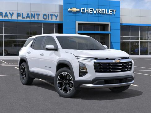 New 2027 Chevrolet Equinox LT w/ Convenience Package II FWD image 7