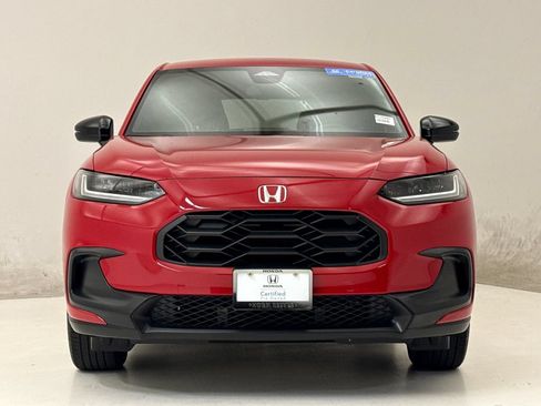 Certified 2025 Honda HR-V Sport image 3