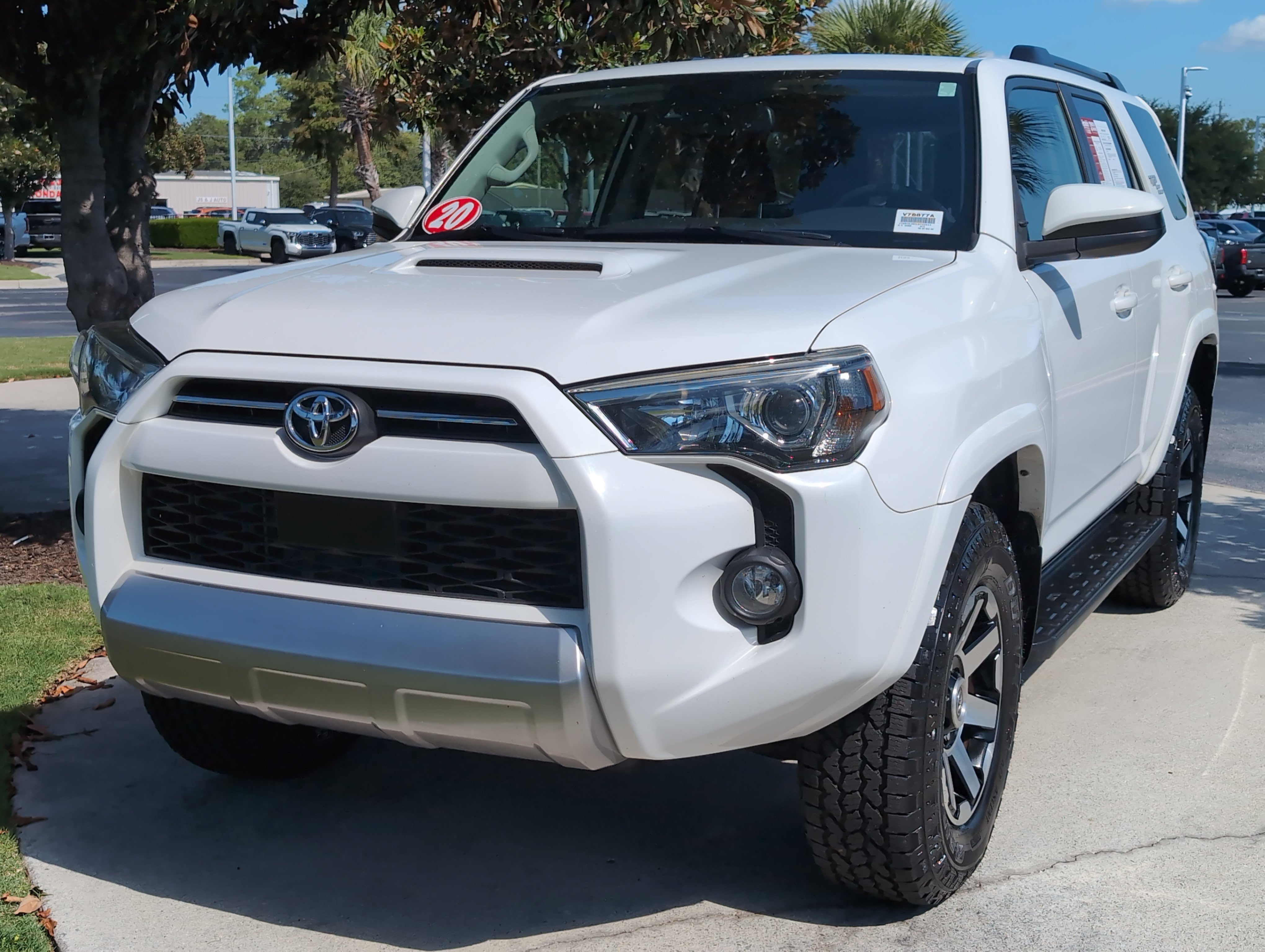 Used 2020 Toyota 4Runner TRD Off-Road AWD/4WD image 5