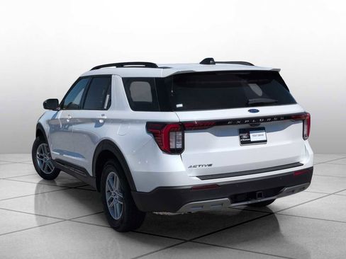 New 2026 Ford Explorer Active RWD image 13