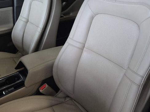 Used 2023 Lincoln Corsair Grand Touring w/ Equipment Group 301A image 25