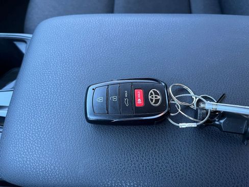 Used 2025 Toyota Camry LE image 20