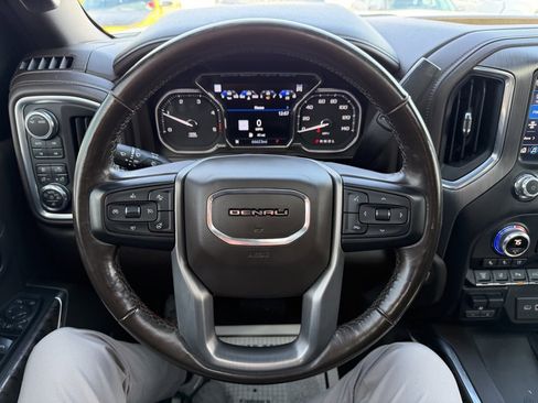 Used 2022 GMC Sierra 3500 Denali w/ Denali Ultimate Package image 7