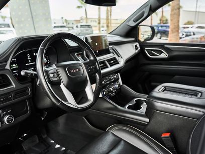 Used 2022 GMC Yukon SLT