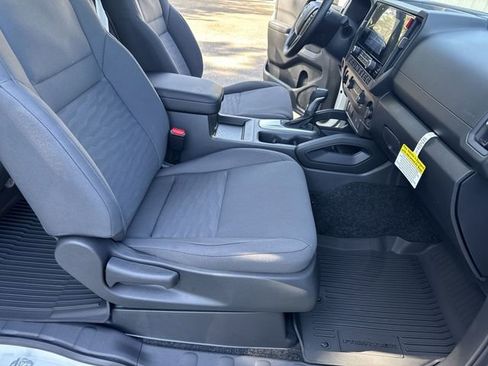 New 2026 Nissan Frontier S AWD/4WD image 10