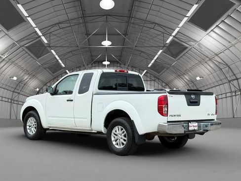 Used 2019 Nissan Frontier SV AWD/4WD image 4