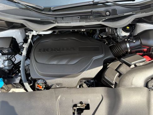 Used 2024 Honda Odyssey Elite image 38