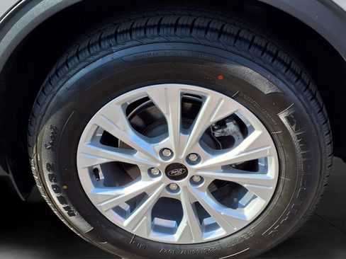 Used 2024 Ford Escape Active FWD image 8