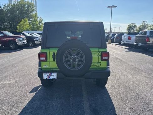 Used 2025 Jeep Wrangler Unlimited Sport AWD/4WD image 11