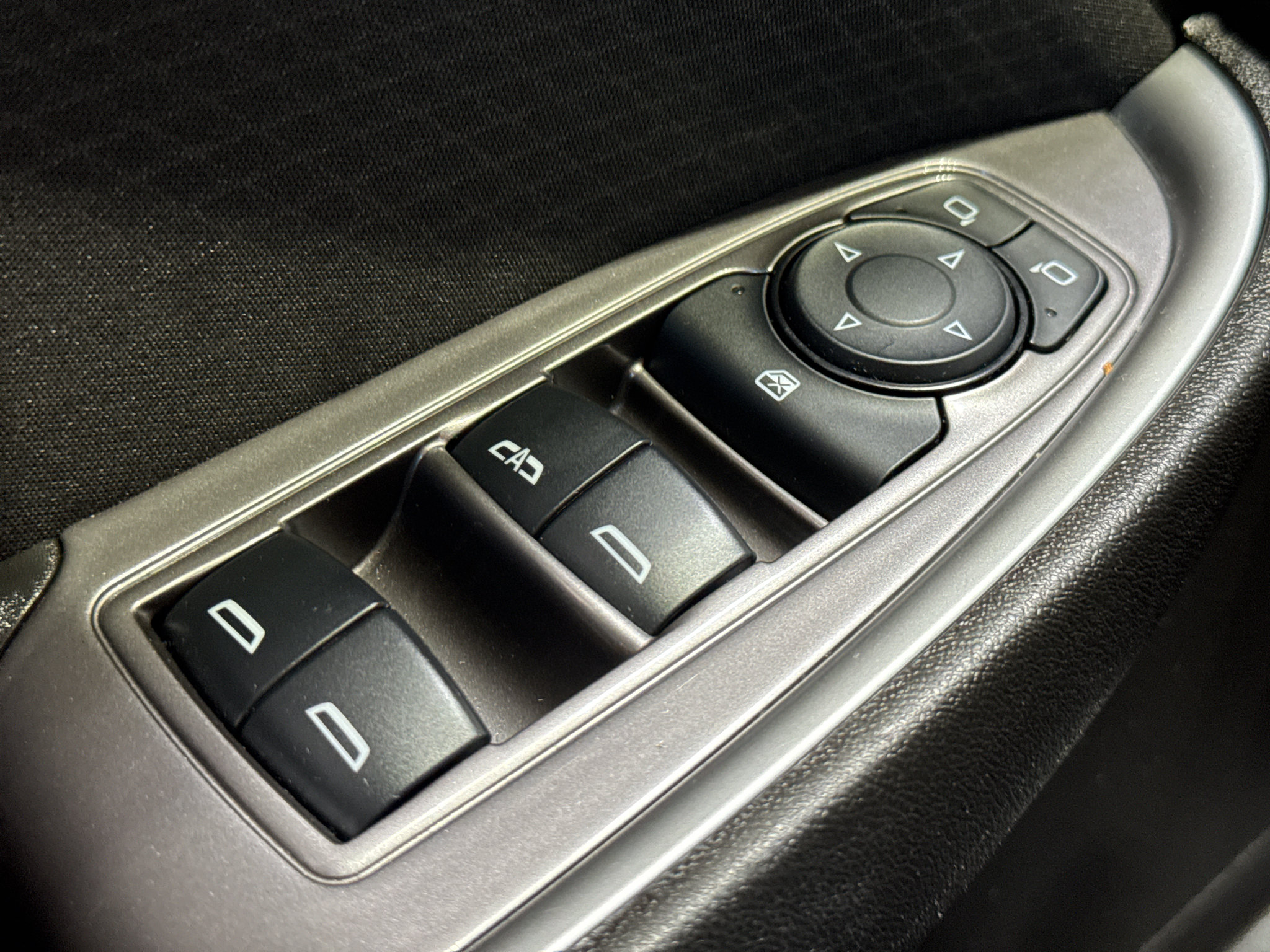 Used 2025 Chevrolet Malibu LT FWD image 30