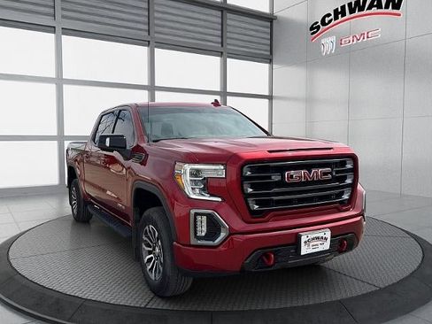 Used 2021 GMC Sierra 1500 AT4 w/ AT4 Value Package AWD/4WD image 2