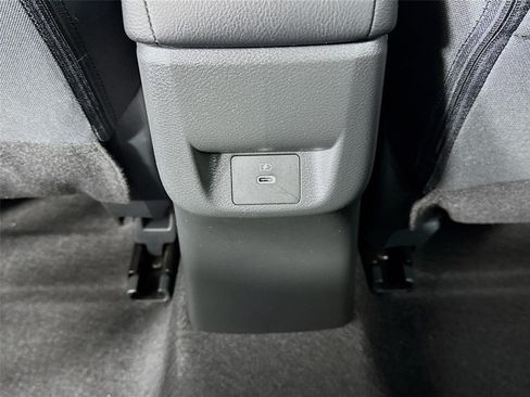 Certified 2025 Nissan Versa SR FWD image 24